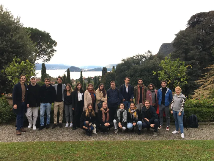 Group Foto of German Italian Young Voices at Villa Vigoni